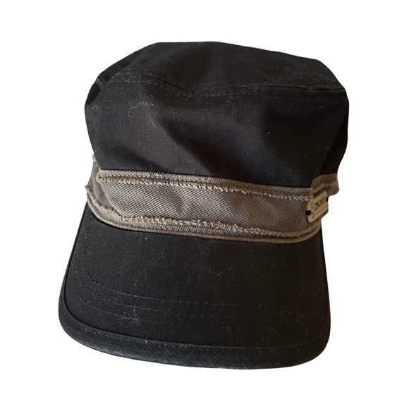 DKNY Two-Tone Black and Gray Cotton Hat - Picture 3 of 10